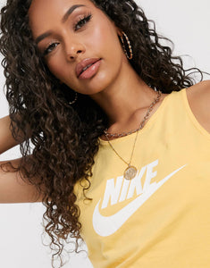 Maicë Nike tank top