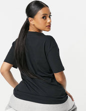 Load image into Gallery viewer, Nike swoosh kiss logo