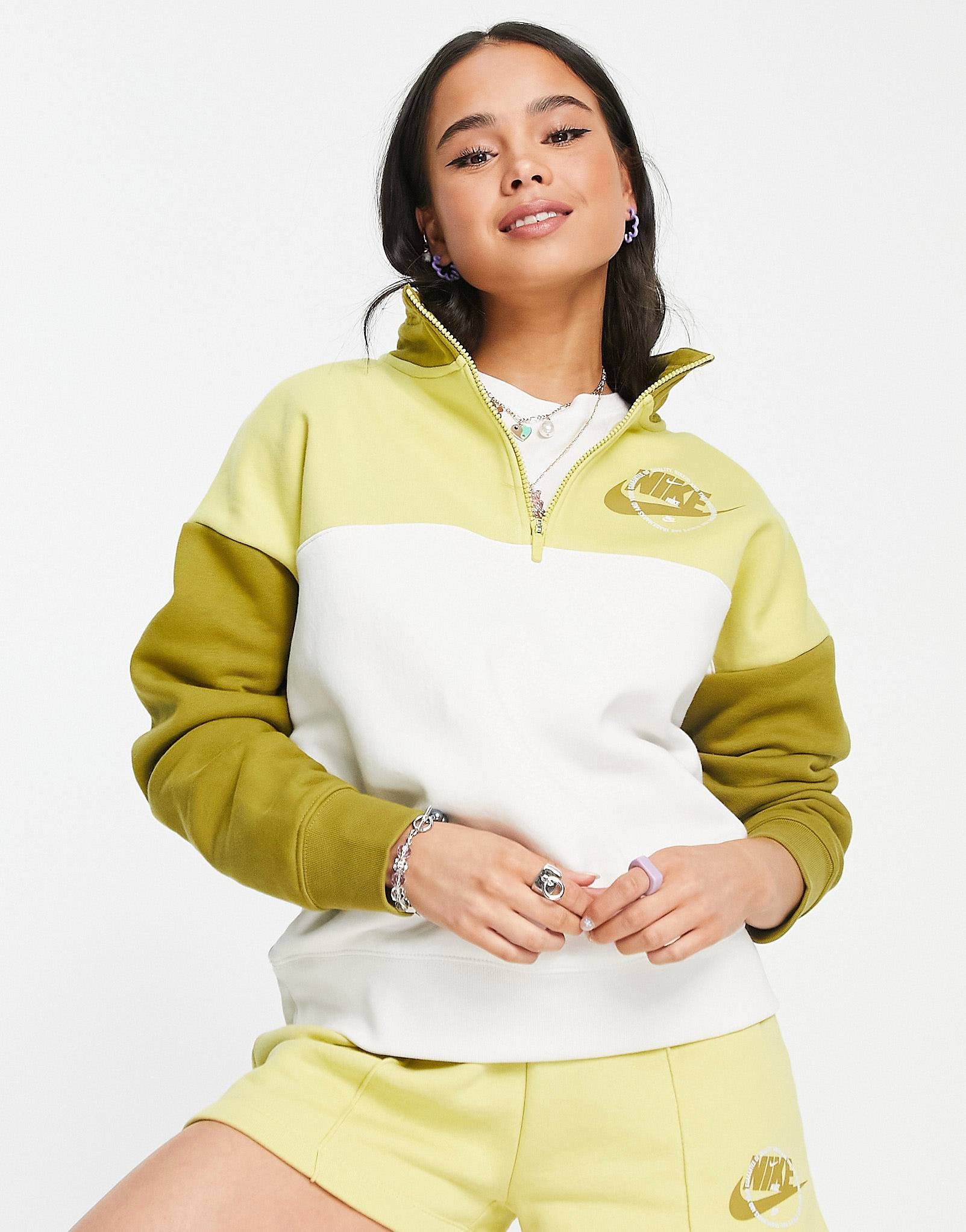 Nike utility cheap sweatshirt