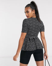 Load image into Gallery viewer, Bluzë Bohoo - in disty Floral