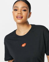 Load image into Gallery viewer, Nike swoosh kiss logo