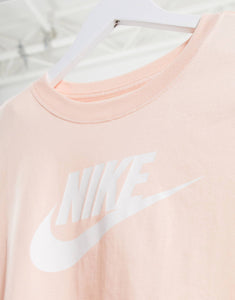 Maicë Nike cropped Futura