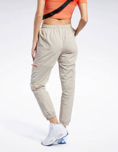 Load image into Gallery viewer, Reebok utility pant - in beige