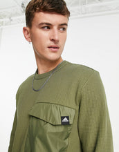 Load image into Gallery viewer, adidas utility pocket detail khaki