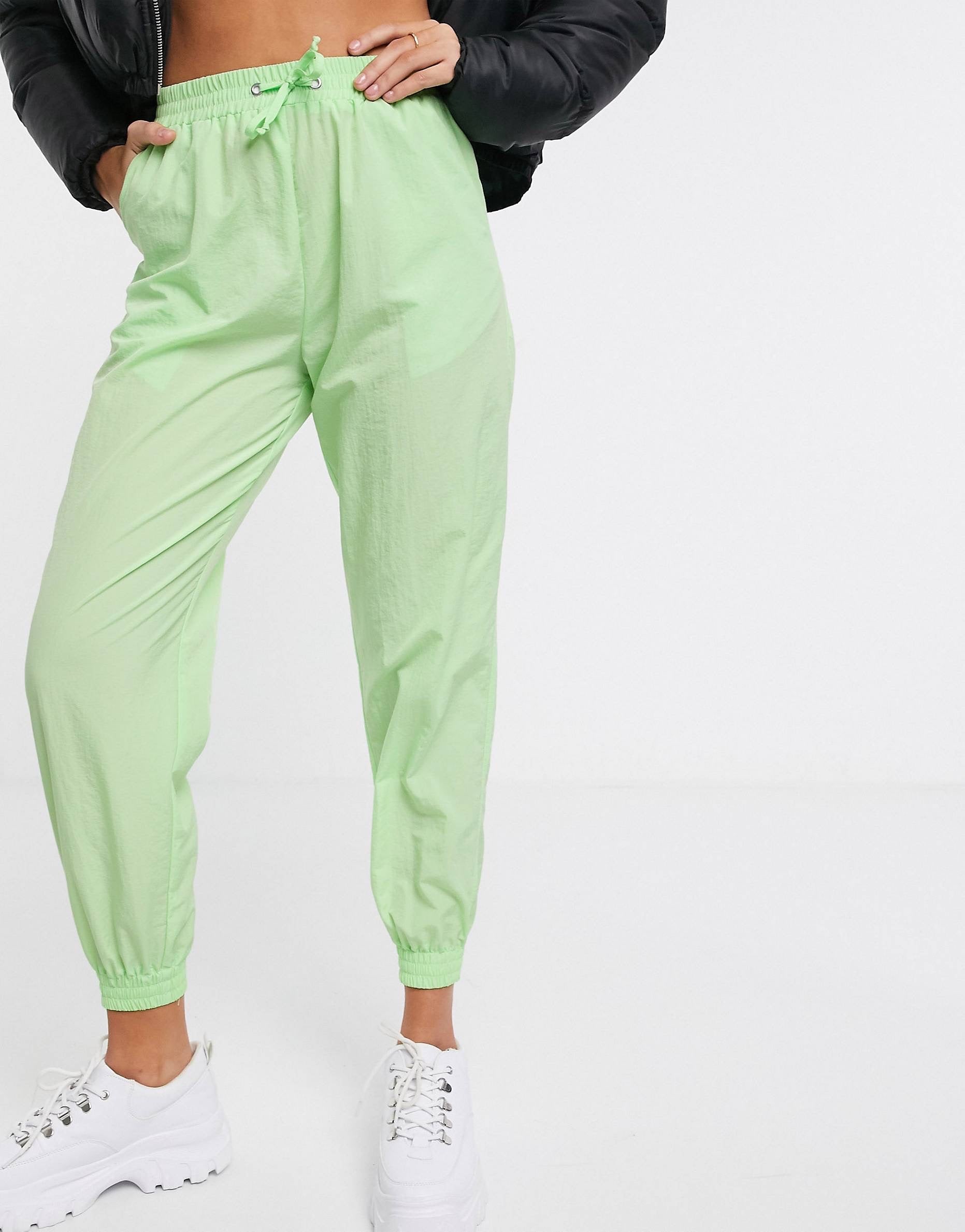 Shell - Trenerka të poshtme