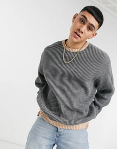 Jumper knitted oversized in grey