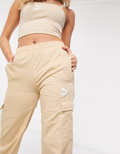 Load image into Gallery viewer, Pantolla Puma Cargo - In beige