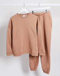 Tracksuit oversized - in caramel