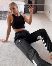 Load image into Gallery viewer, adidas Originals adicolor large - Trenerka të poshtme