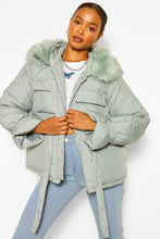 Load image into Gallery viewer, Faux Fur Trim Pocket Detail Puffer