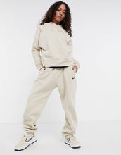 Load image into Gallery viewer, Tracksuit Nike mini swoosh oversized in oatmeal