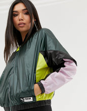 Load image into Gallery viewer, Jakne Puma woven