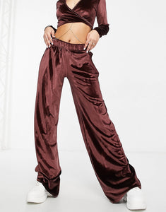 Fashionkilla exclusive velour co-ord in chocolate