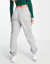Load image into Gallery viewer, Tracksuit Nike Essential retro dark grey