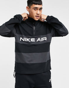 Duks Nike Air half-zip overhead