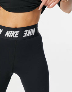 Nike leggings in black