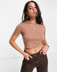 Nike essential slim cropped t-shirt brown