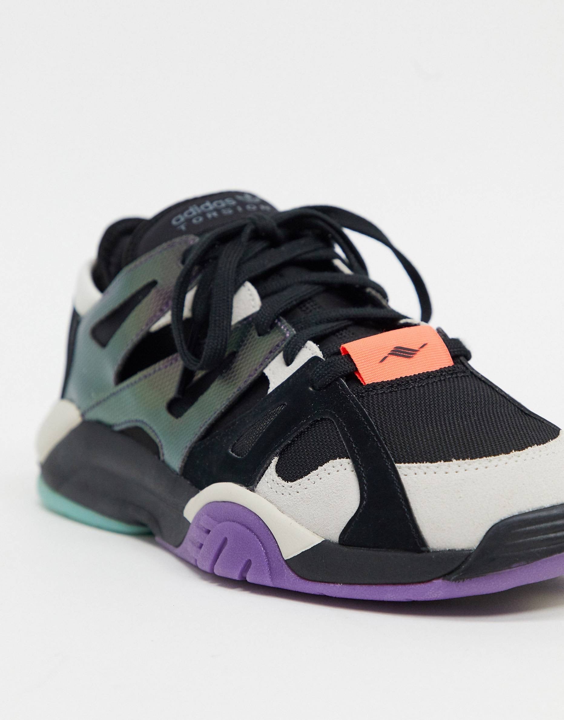 Atletet adidas - Dimension