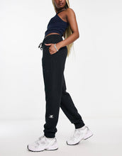 Load image into Gallery viewer, New Balance large logo joggers black