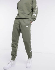 Nike Repeat pack logo tracksuit