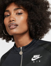 Load image into Gallery viewer, Jacket Nike Air cropped
