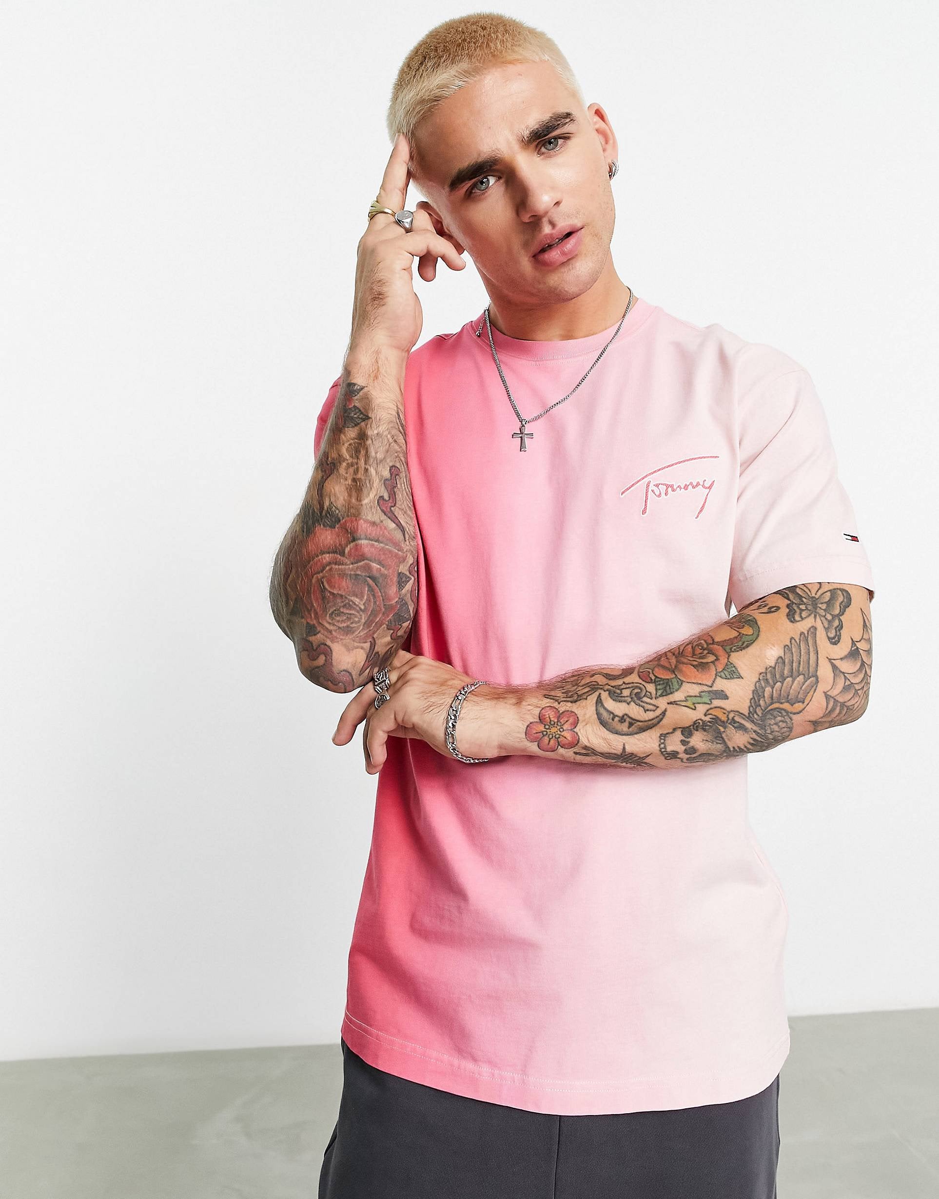 Tommy Jeans signature logo ombre t-shirt pink n\'shpishop –
