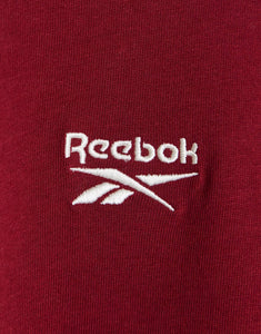 Maicë Reebok boyfriend fit