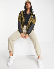 Load image into Gallery viewer, The North Face Sheru jacket khaki black