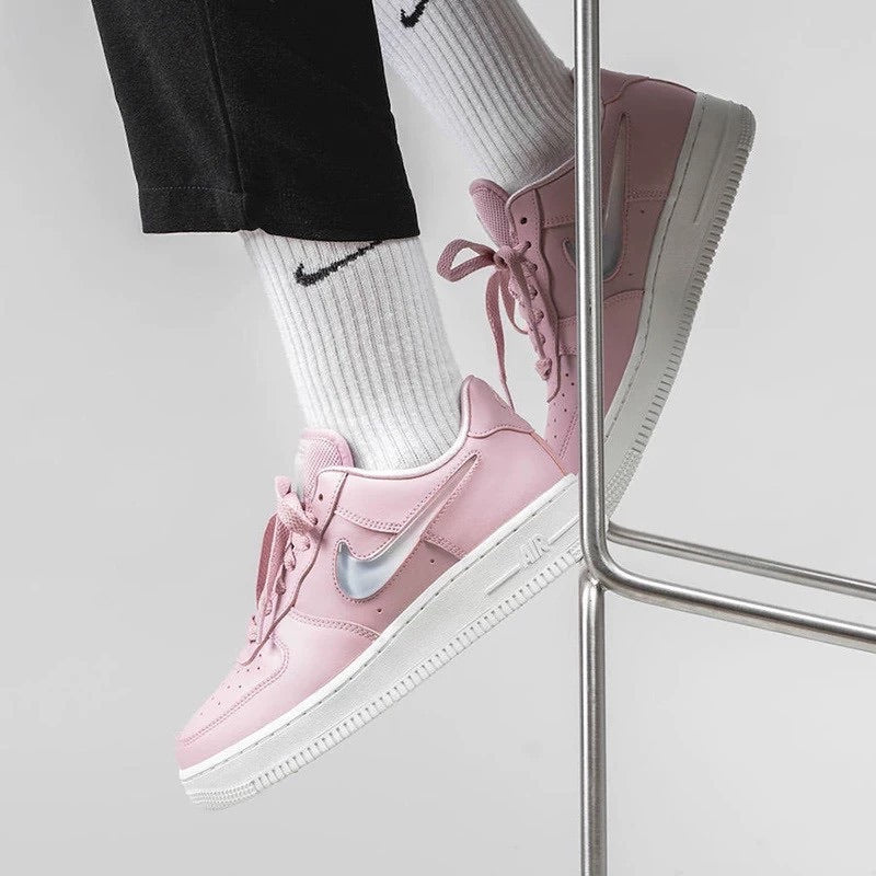 Nike Air Force SE Premium - Pink
