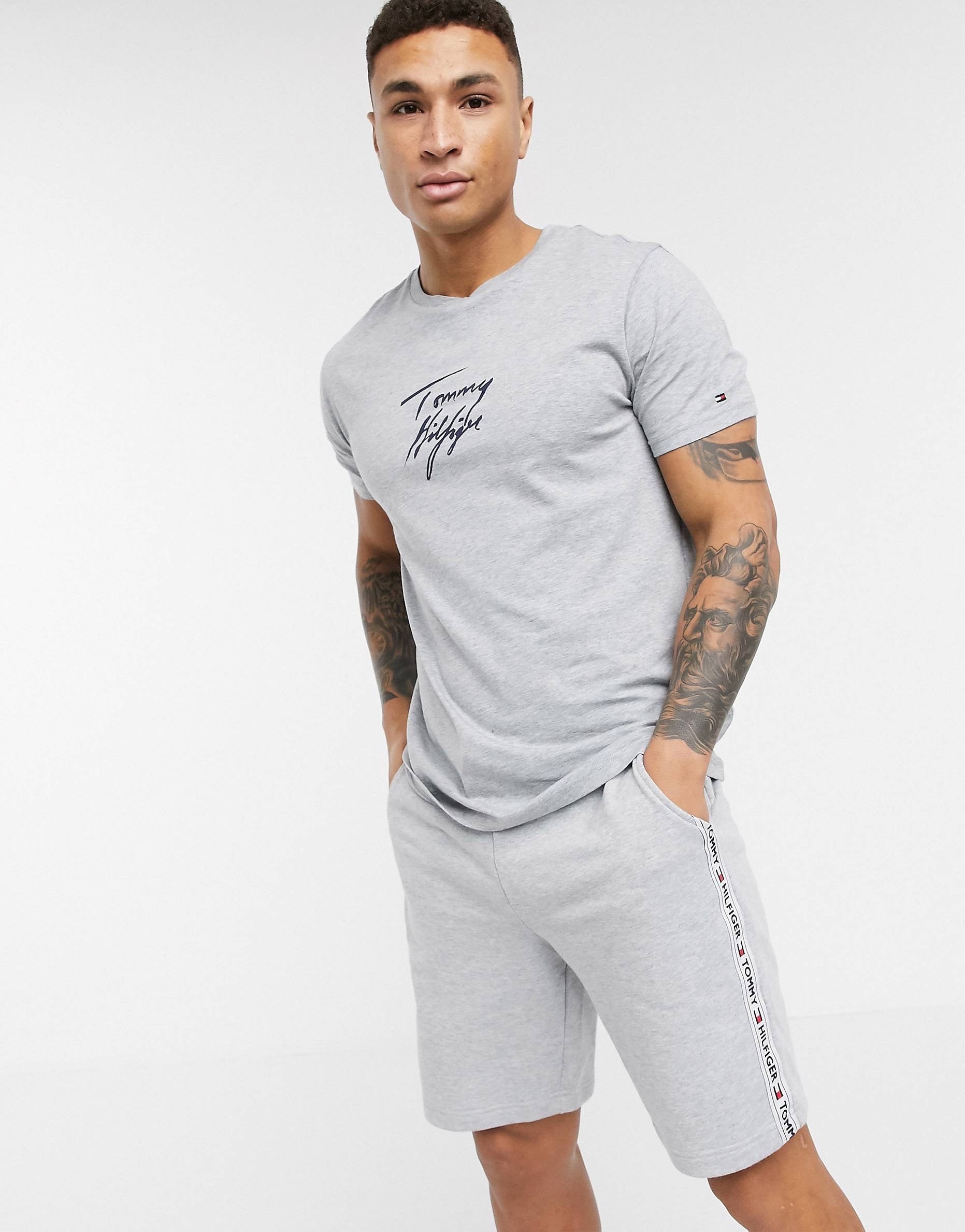 Maic Tommy Hilfiger script 85’