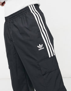 adidas Originals adicolor trousers black