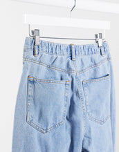Load image into Gallery viewer, Xhinse Mom Jean - in washed blue