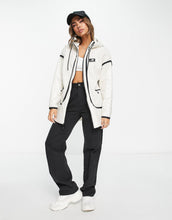 Load image into Gallery viewer, New Balance All Terrain sherpa jacket white
