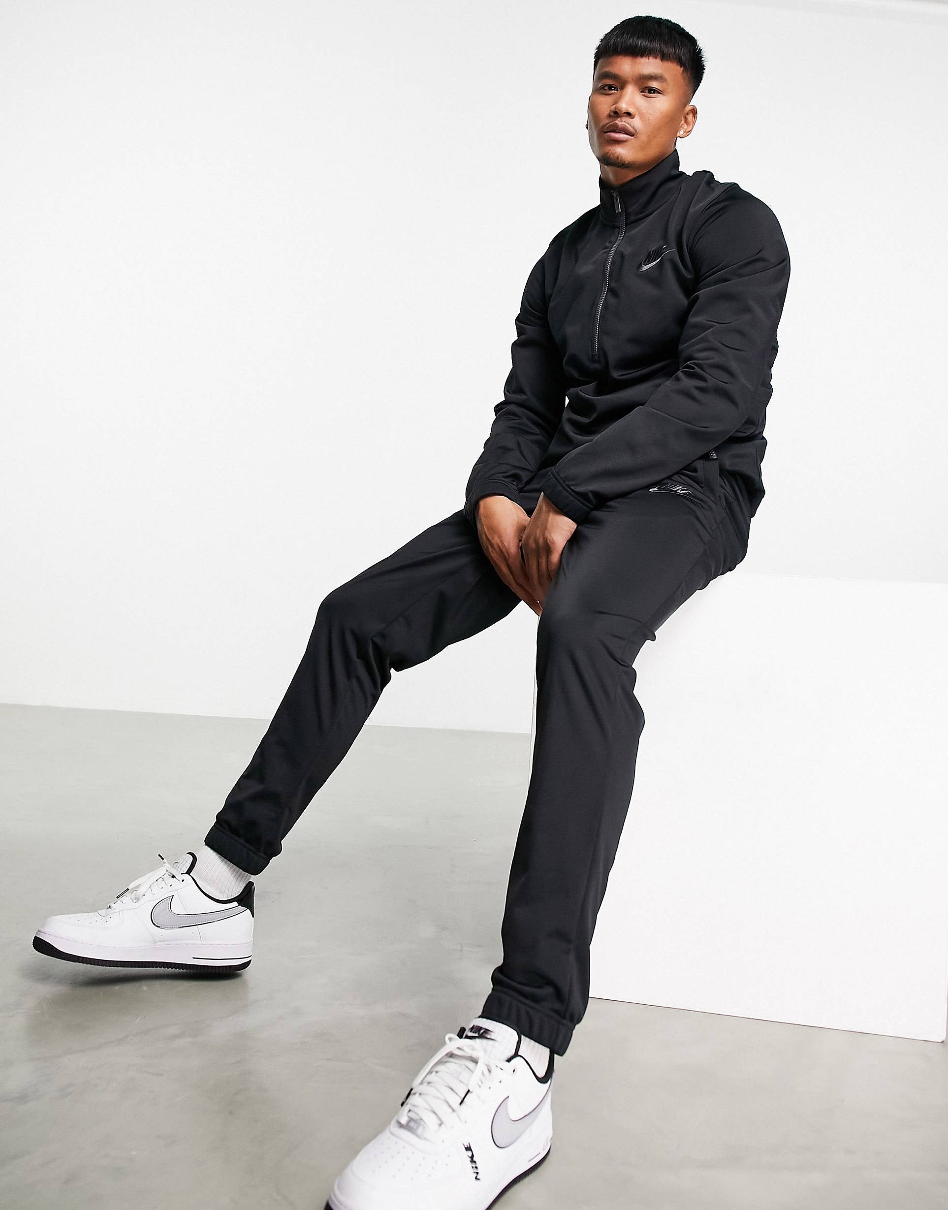 Nike tracksuit set hot sale in black