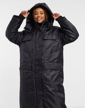 Load image into Gallery viewer, Nylon parka - Black
