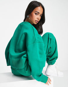 Nike mini swoosh oversized crop sweatshirt green