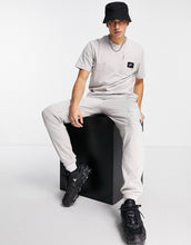 Load image into Gallery viewer, Nike Sports Utility cargo pocket grey