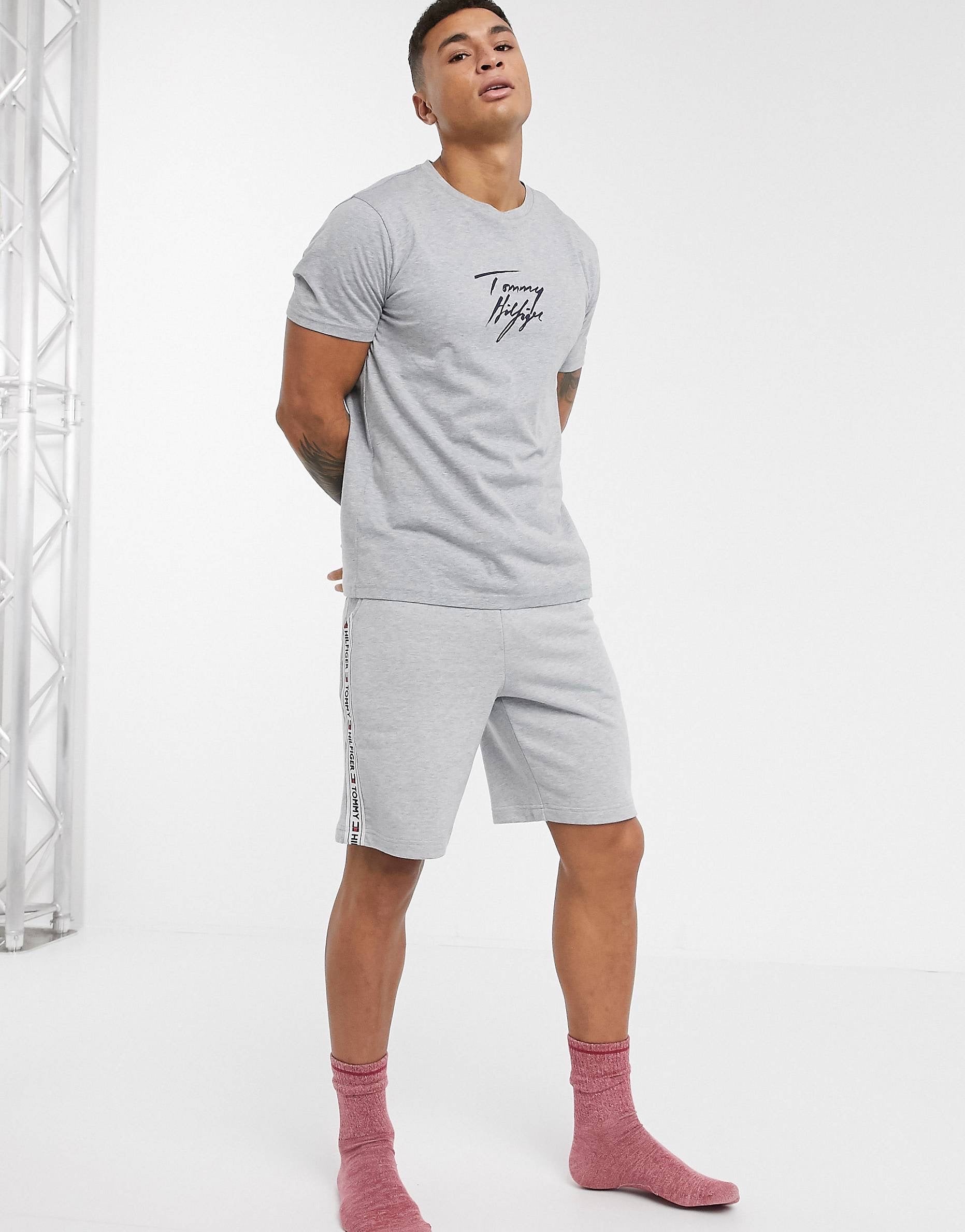 Maic Tommy Hilfiger script 85’