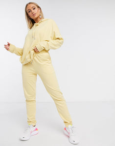 Tracksuit in Washed Yellow