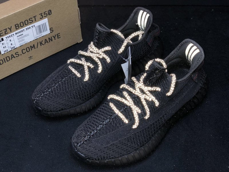 靴 adidas Yeezy Boost 350 V2 Black Adidas Yeezy Boost 350 V2 Core Black White