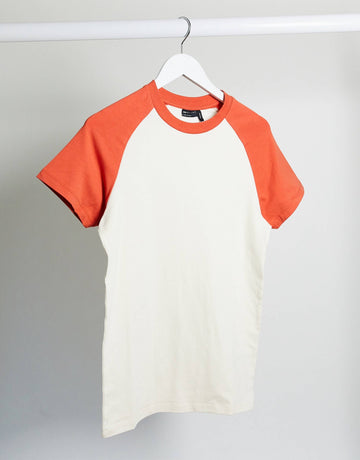 Maicë Fit contrast raglan