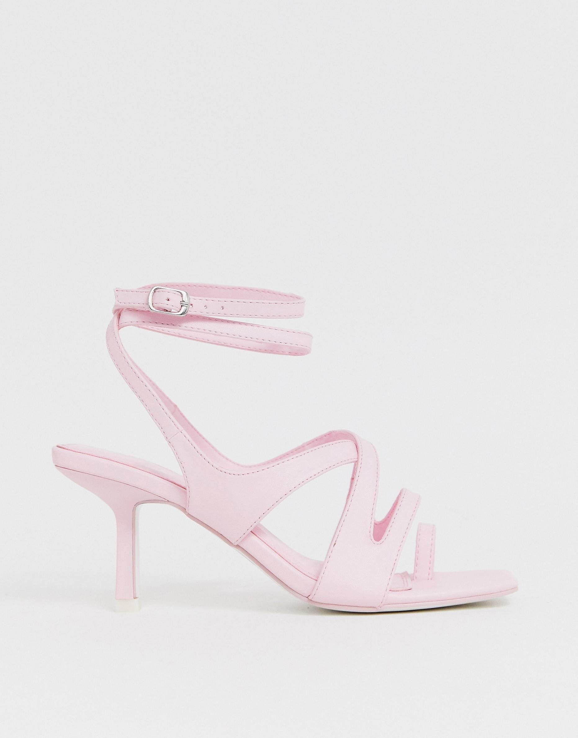 Take Harley  strappy