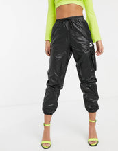Load image into Gallery viewer, Puma Cargo Trousers - Black