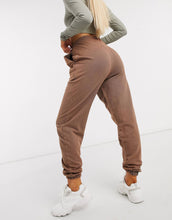 Load image into Gallery viewer, Hourglass acid wash oversized - Trenerka te poshtme