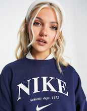 Load image into Gallery viewer, Tracksuit Nike Essential retro navy