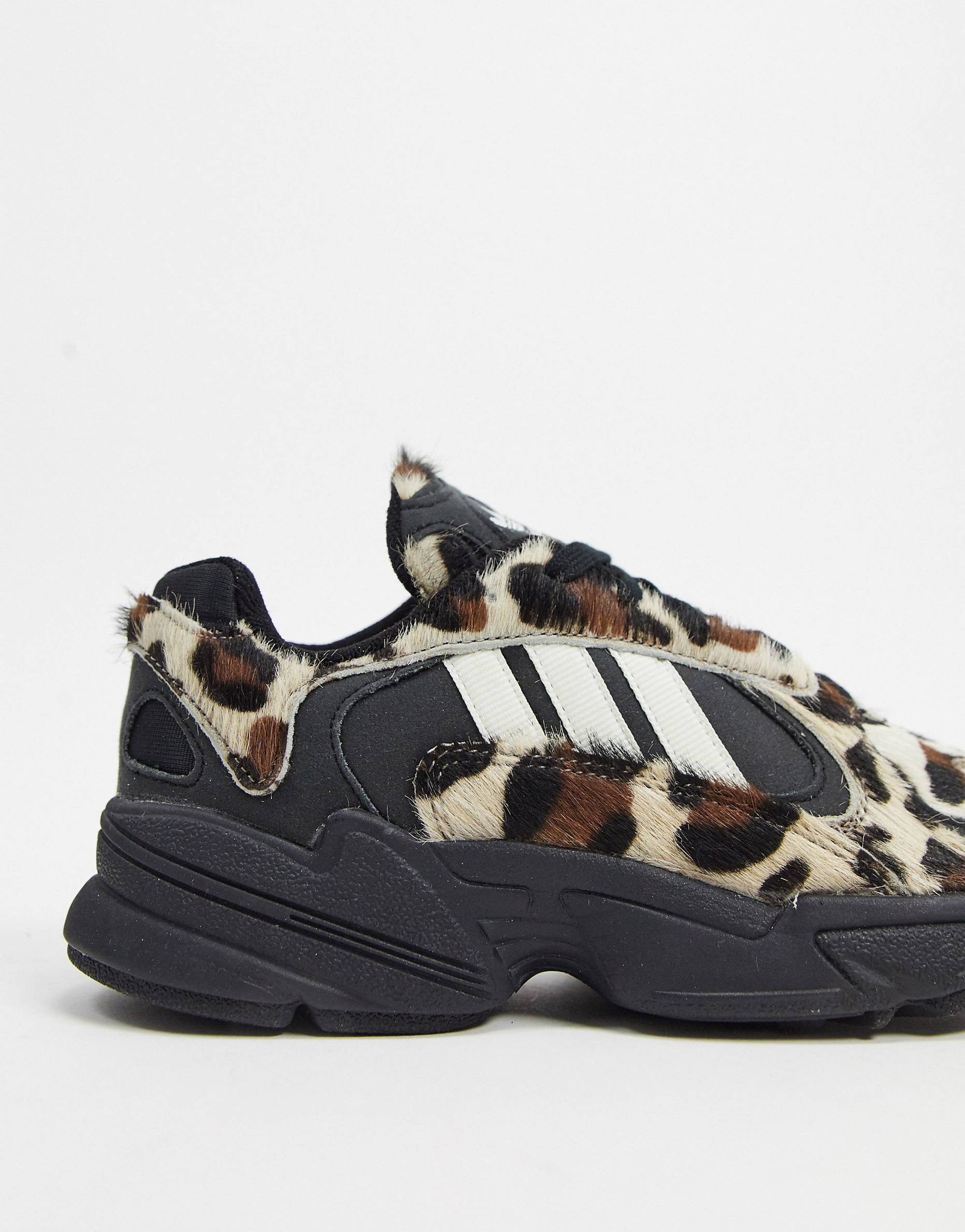 Atlete adidas Originals Yung 1