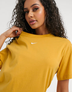 Fustan Nike Swoosh - Yellow