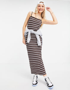 Nike Femme ribbed maxi dress brown