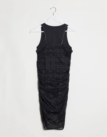 Fustan Nike mesh layer