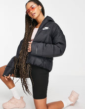 Load image into Gallery viewer, Nike classic padded jacket